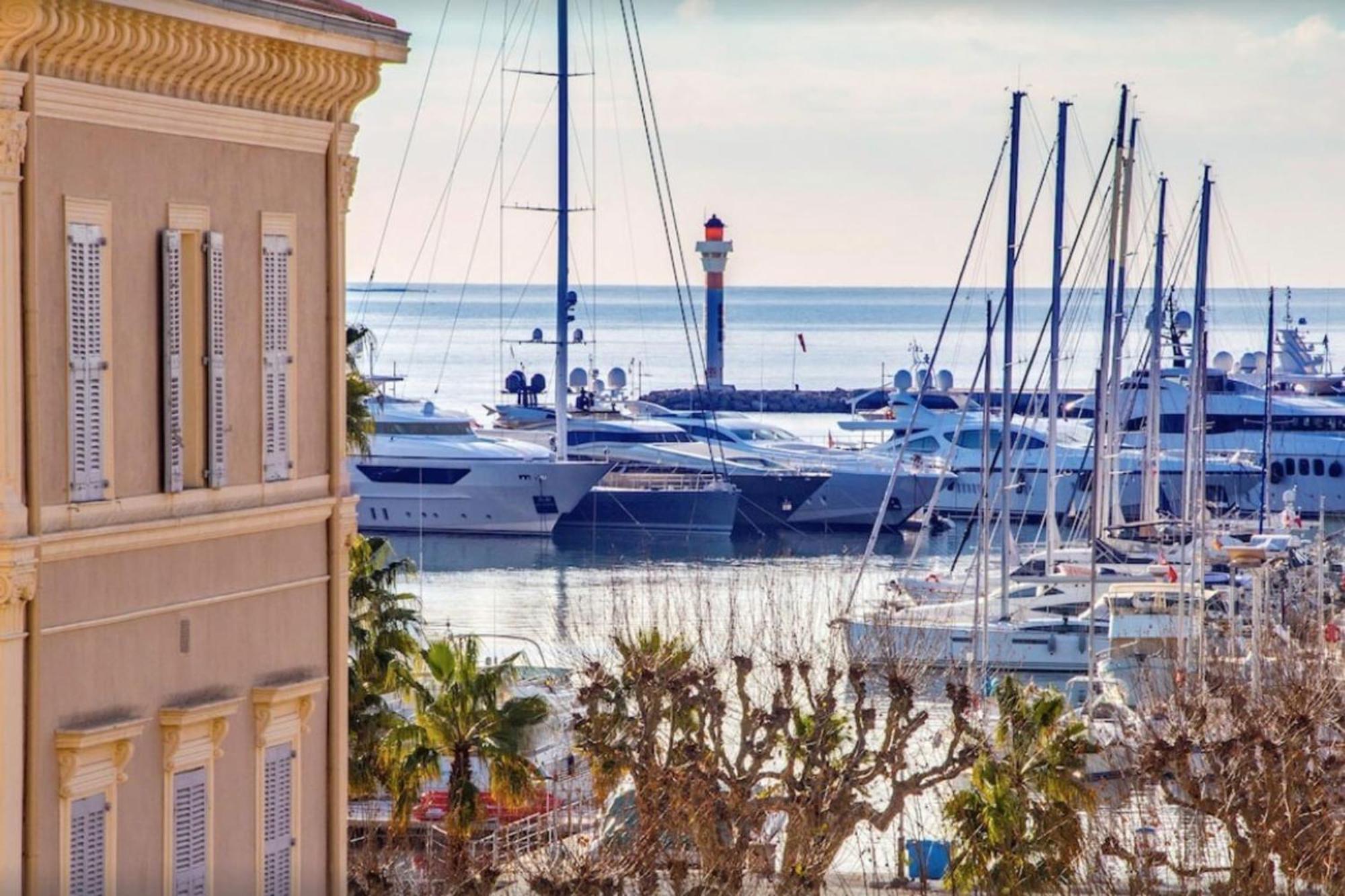 Felix Faure Bright In The Center With Balcony Apartment Cannes